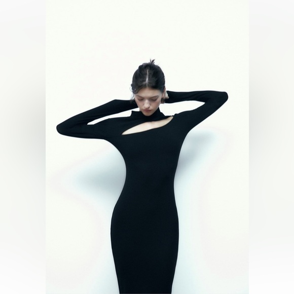 Zara CUT OUT MAXI DRESS. Black. Size S. New with Tags. - Picture 2 of 7
